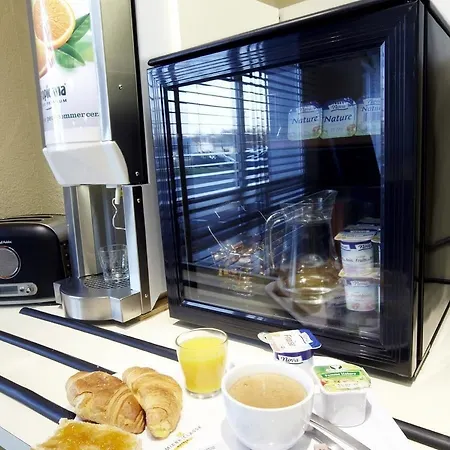 Greet Hotel Prevessin Geneve Aeroport Hotel 2*