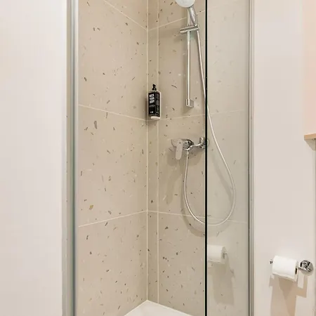 Première Classe Genève - Aéroport -